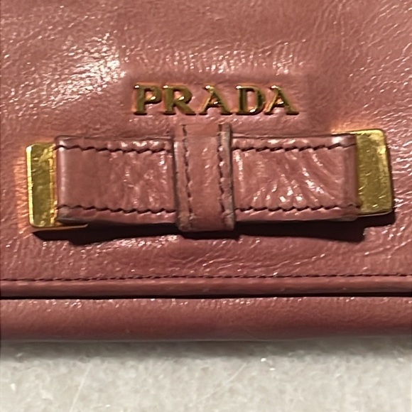 Prada Saffiano Bow Zippy Wallet - Picture 6 of 17